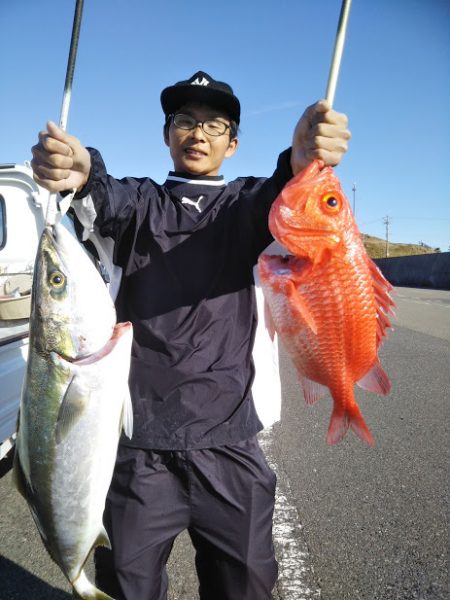 康仁丸・ジギング釣り果